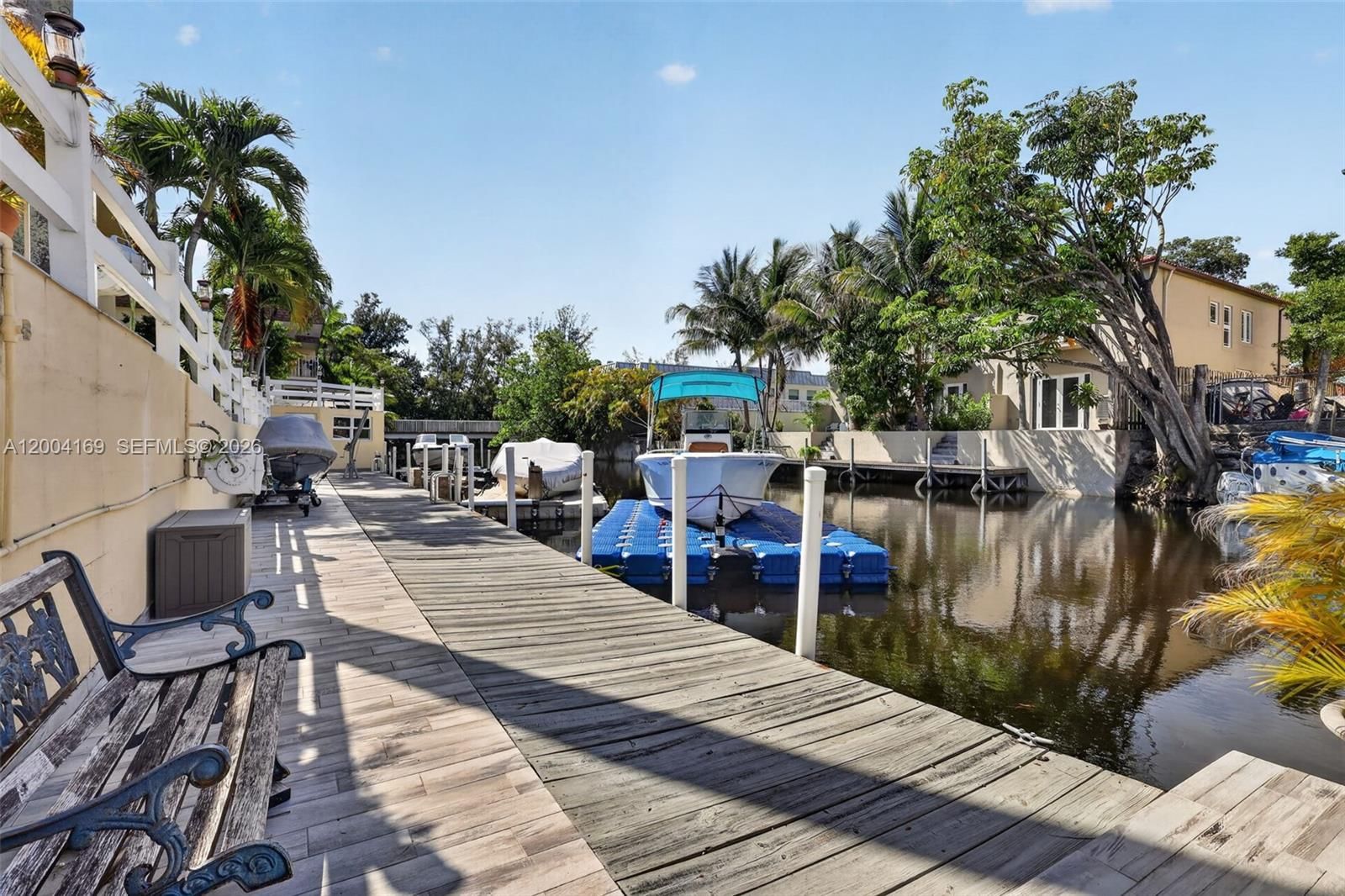 Real estate property located at 1820 Venice Park Dr #102, Miami-dade, Venice Park, North Miami, FL