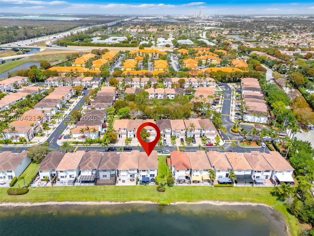 Real estate property located at 11462 69th Ter, Miami-dade, Doral Isles St Lucia, Doral, FL