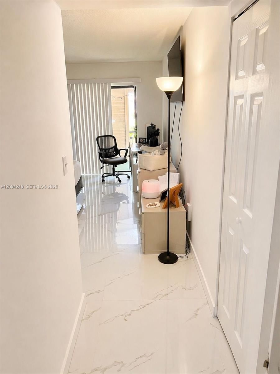 Real estate property located at 6555 Broward Blvd #111, Broward, Plantation Club C Condo, Plantation, FL