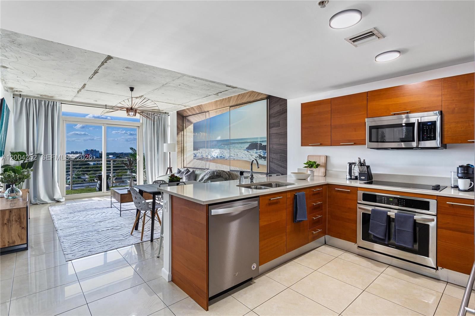 Real estate property located at 3250 1st Ave #913, Miami-dade, Midblock Miami Condo, Miami, FL