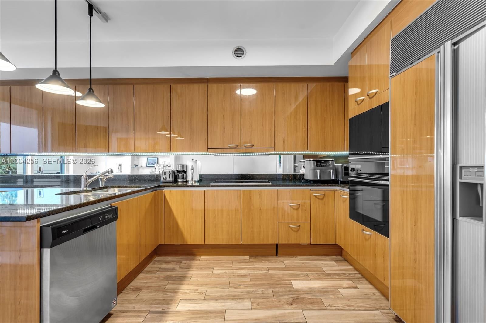 Real estate property located at 791 Crandon Blvd #302, Miami-dade, Ocean Tower Two Condo, Key Biscayne, FL