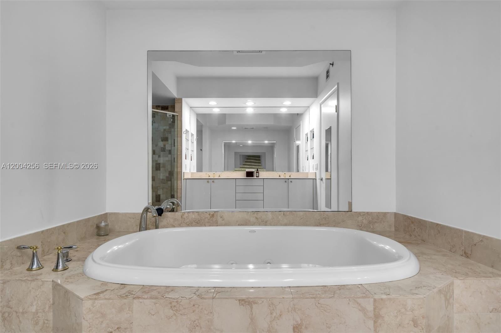 Real estate property located at 791 Crandon Blvd #302, Miami-dade, Ocean Tower Two Condo, Key Biscayne, FL