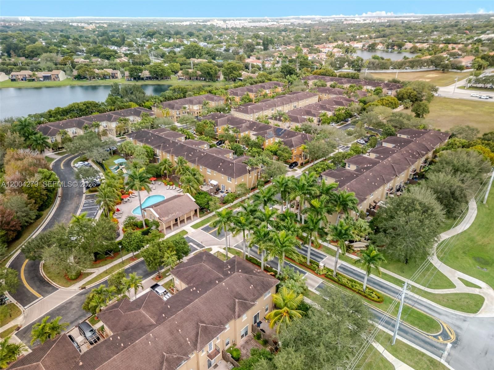 Real estate property located at 4414 Morgan Ln, Broward, Pine Island Commerical, Davie, FL