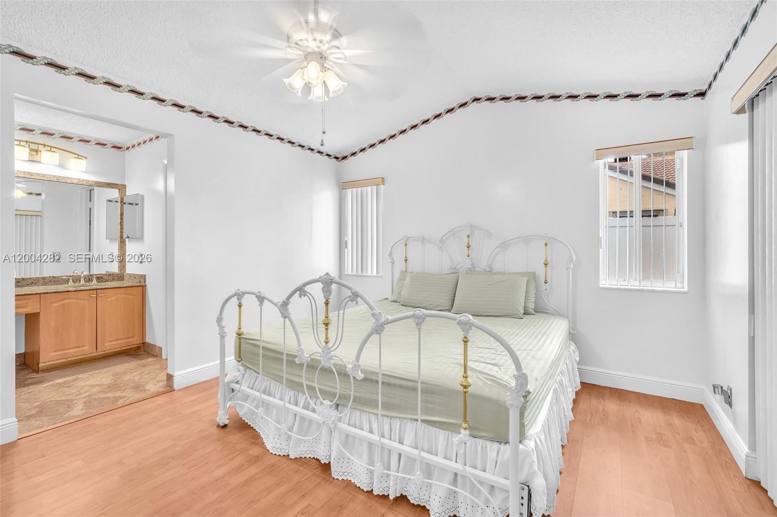 Real estate property located at 1600 Salerno Cir, Broward, Sectors 3 & 4 Boundary Pl, Weston, FL