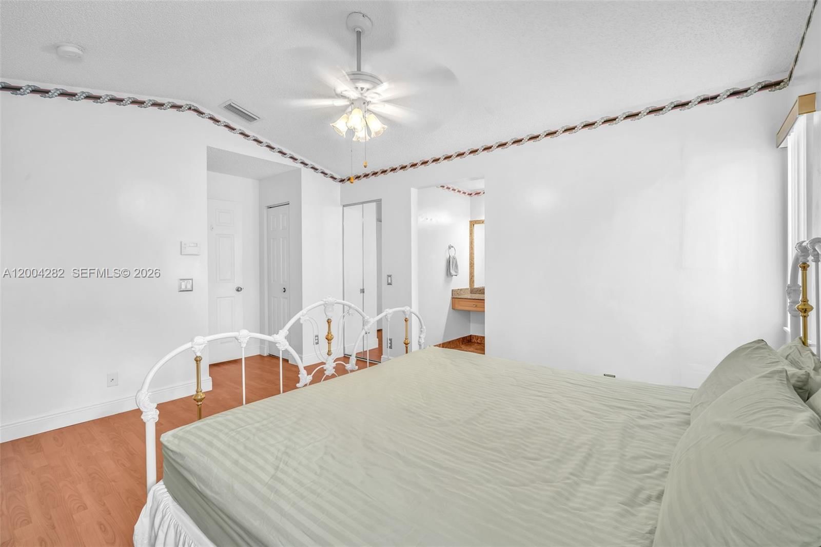 Real estate property located at 1600 Salerno Cir, Broward, Sectors 3 & 4 Boundary Pl, Weston, FL