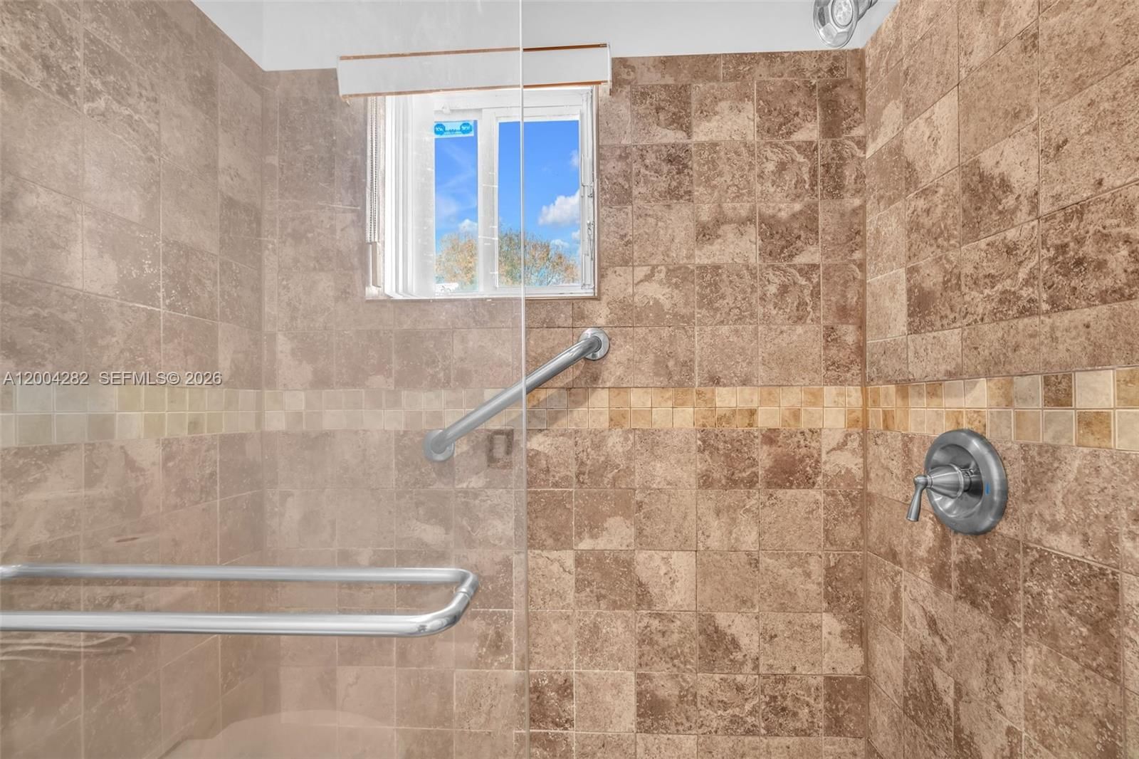 Real estate property located at 1600 Salerno Cir, Broward, Sectors 3 & 4 Boundary Pl, Weston, FL