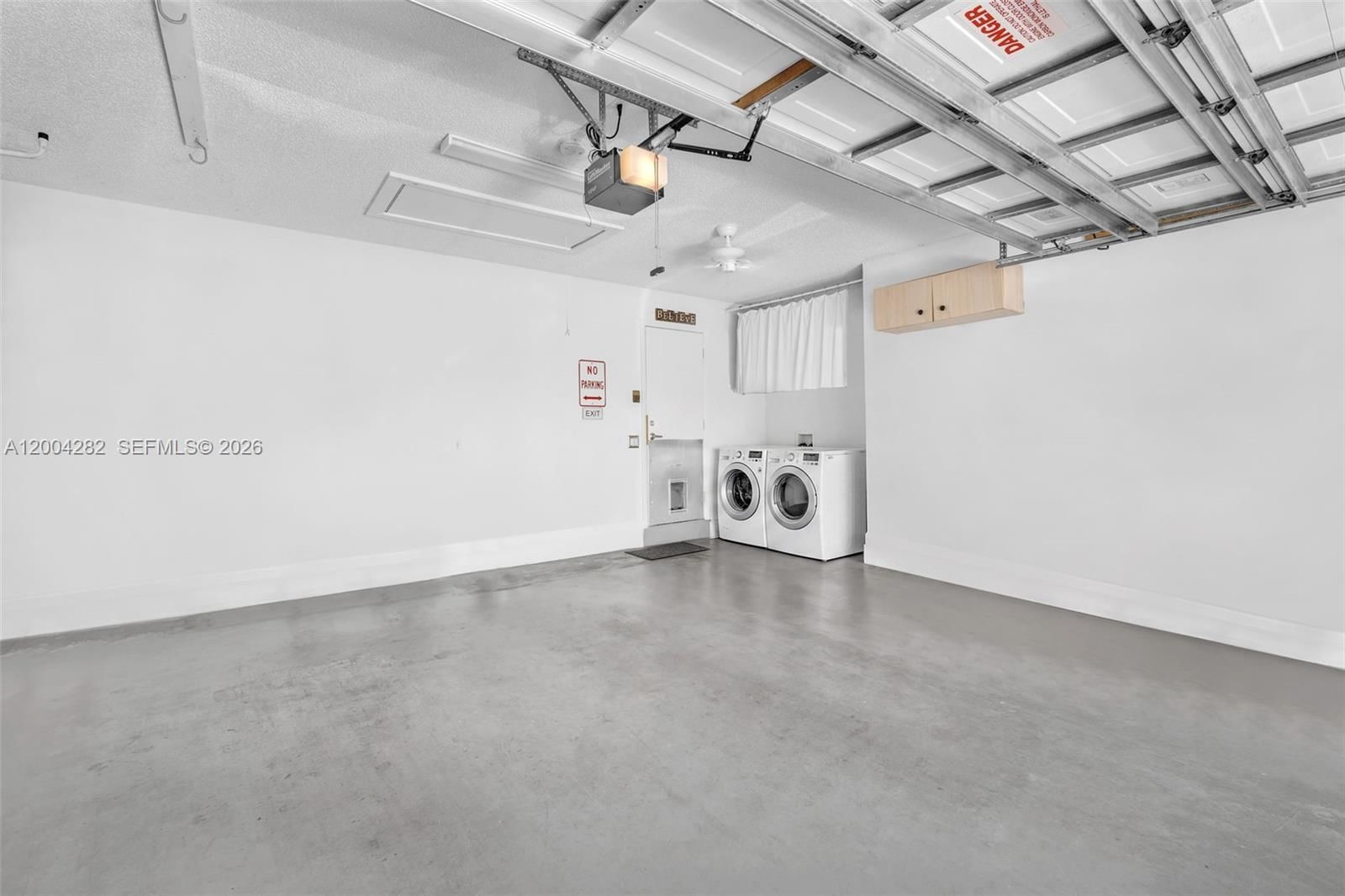 Real estate property located at 1600 Salerno Cir, Broward, Sectors 3 & 4 Boundary Pl, Weston, FL