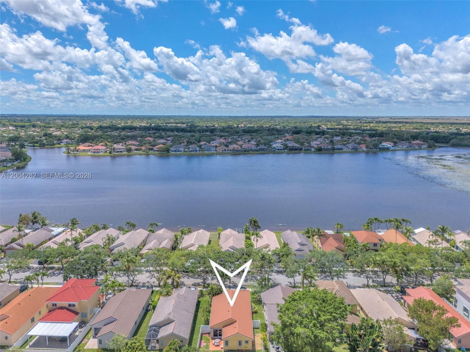 Real estate property located at 1600 Salerno Cir, Broward, Sectors 3 & 4 Boundary Pl, Weston, FL