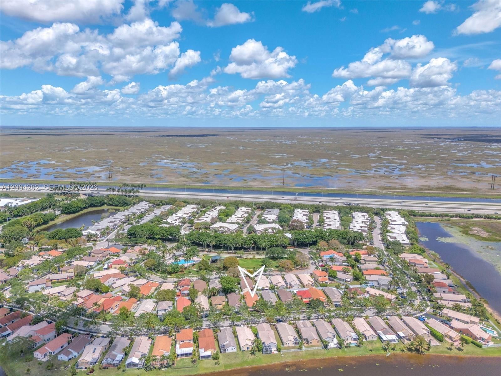 Real estate property located at 1600 Salerno Cir, Broward, Sectors 3 & 4 Boundary Pl, Weston, FL