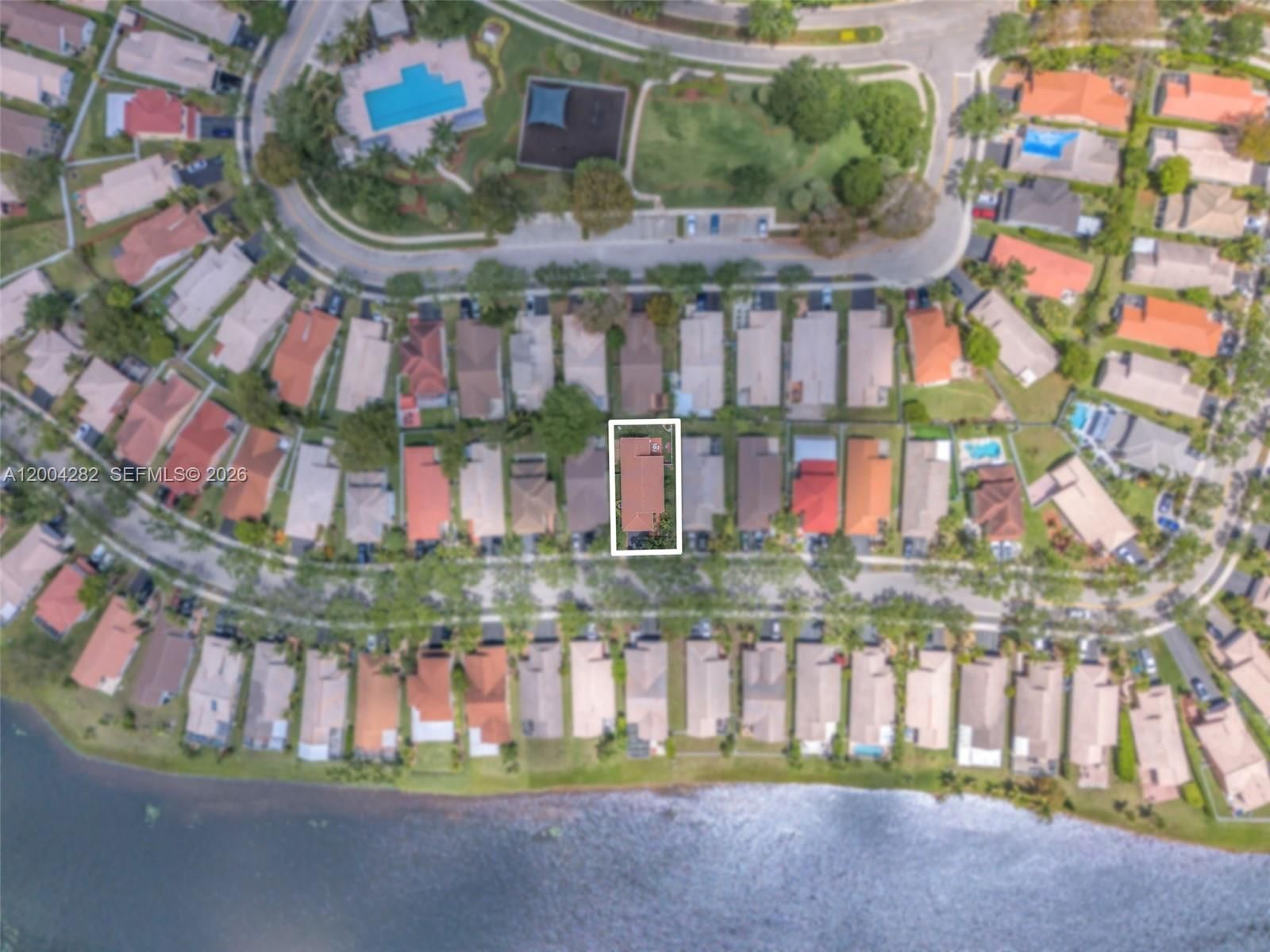 Real estate property located at 1600 Salerno Cir, Broward, Sectors 3 & 4 Boundary Pl, Weston, FL