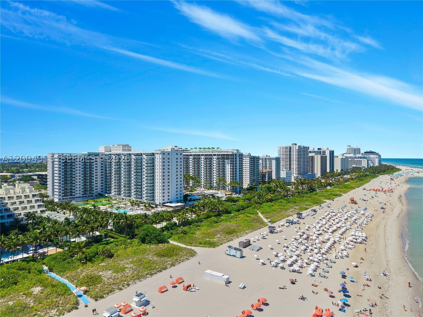 Real estate property located at 2301 Collins Ave #432, Miami-dade, Roney Palace Condo, Miami Beach, FL