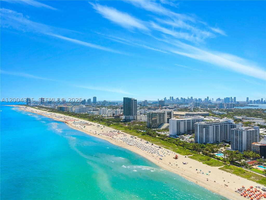 Real estate property located at 2301 Collins Ave #432, Miami-dade, Roney Palace Condo, Miami Beach, FL