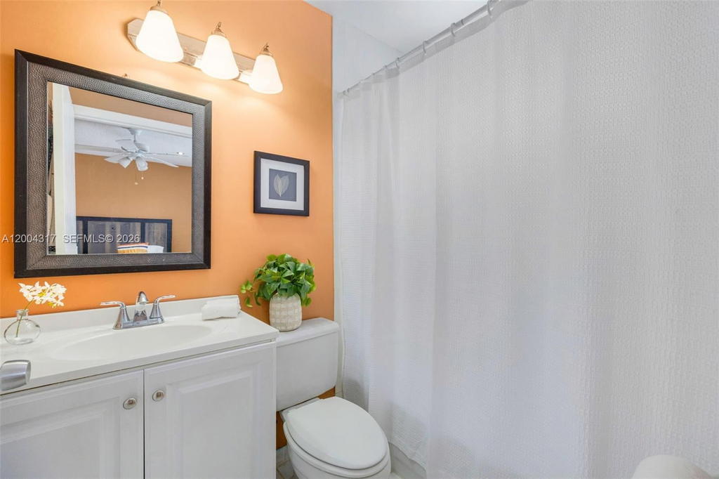 Real estate property located at 8055 8th St #5, Miami-dade, Paradise Villas Condo, Miami, FL