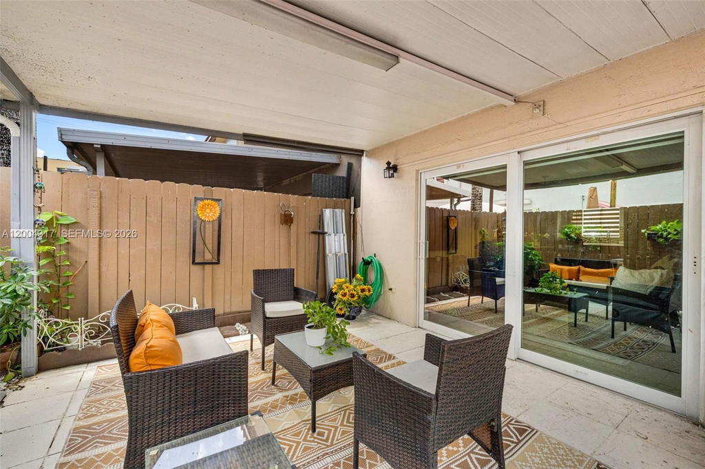 Real estate property located at 8055 8th St #5, Miami-dade, Paradise Villas Condo, Miami, FL