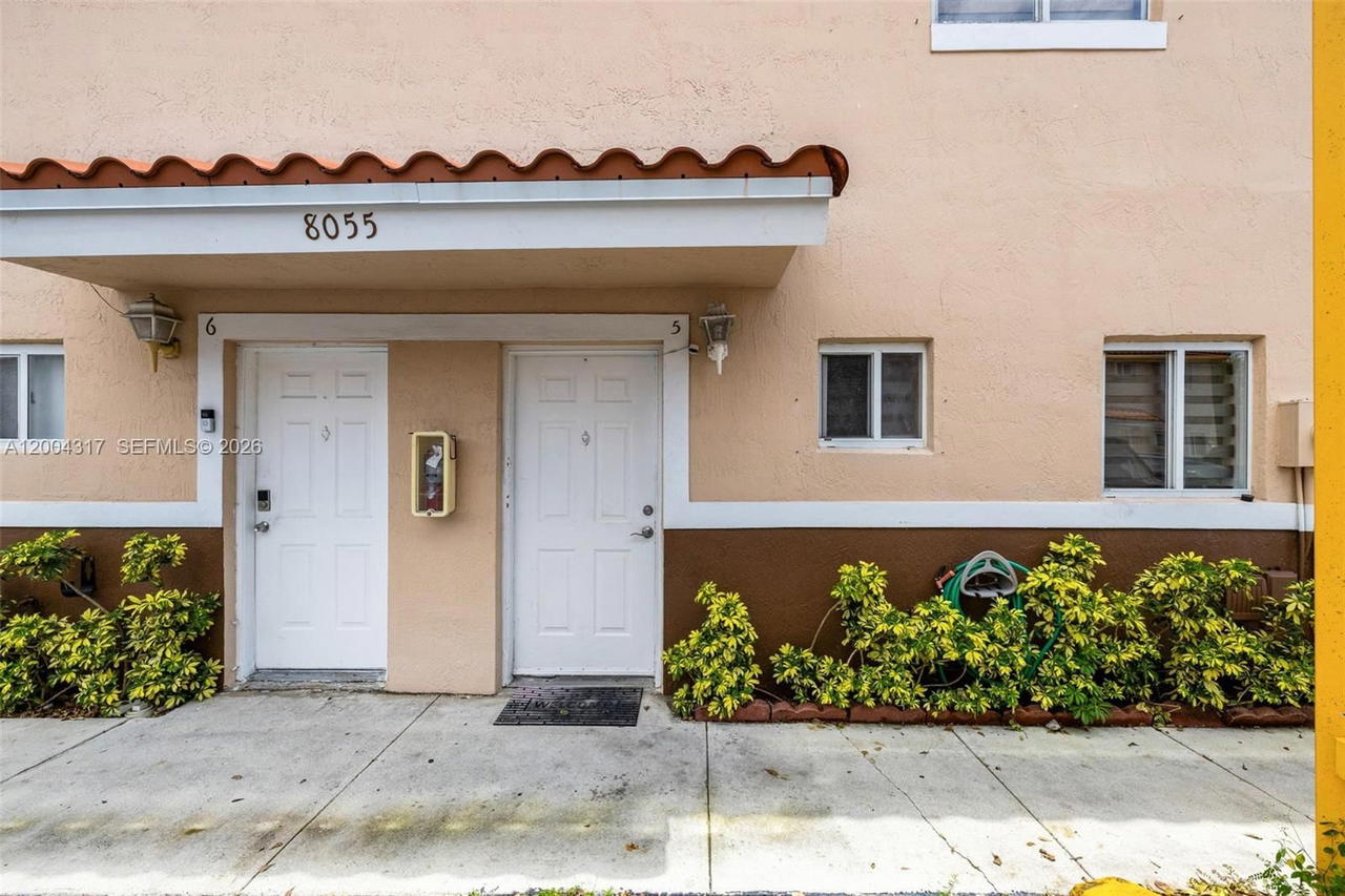 Real estate property located at 8055 8th St #5, Miami-dade, Paradise Villas Condo, Miami, FL