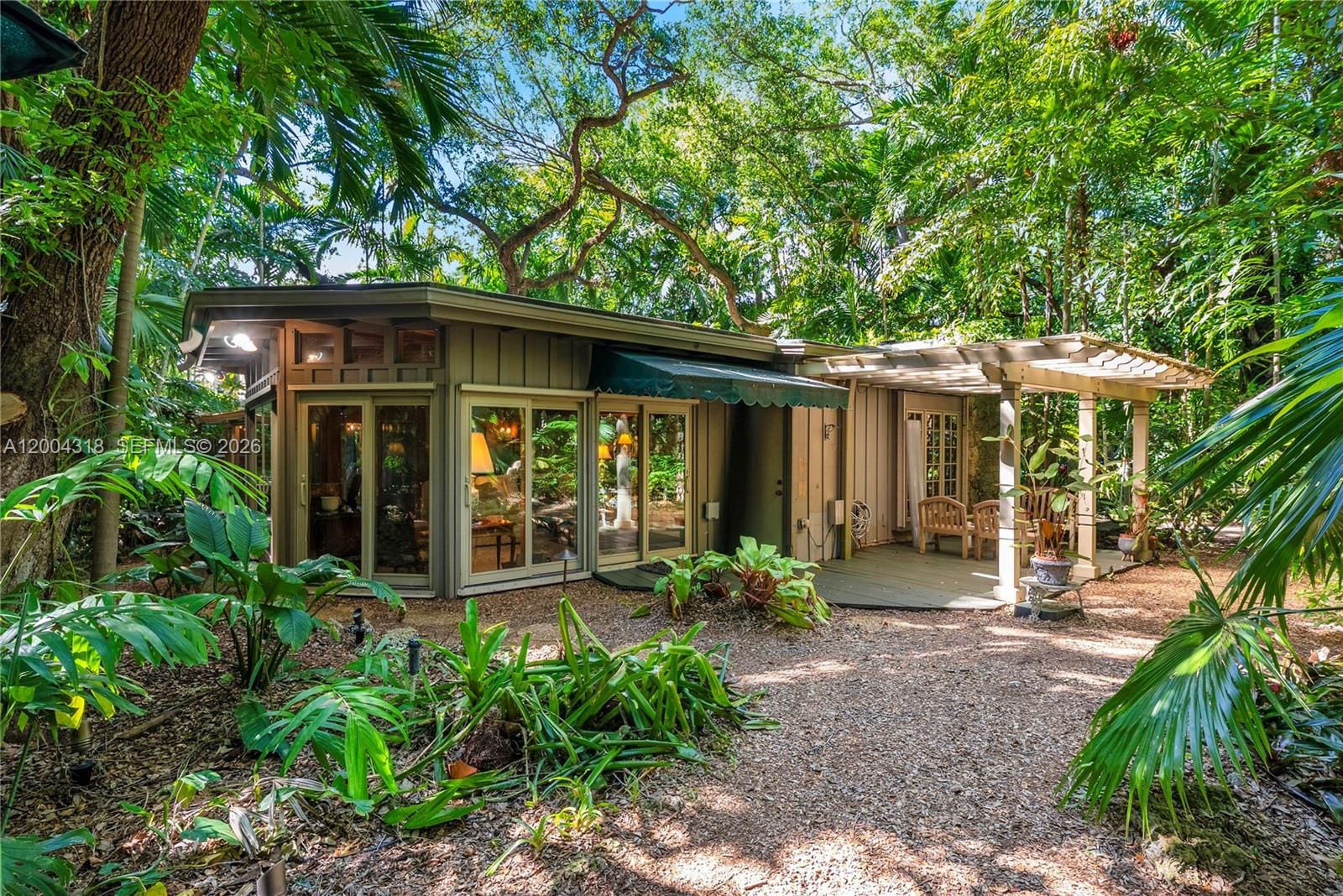 Real estate property located at 3584 Saint Gaudens Rd, Miami-dade, The Moorings Pb 31-52, Miami, FL