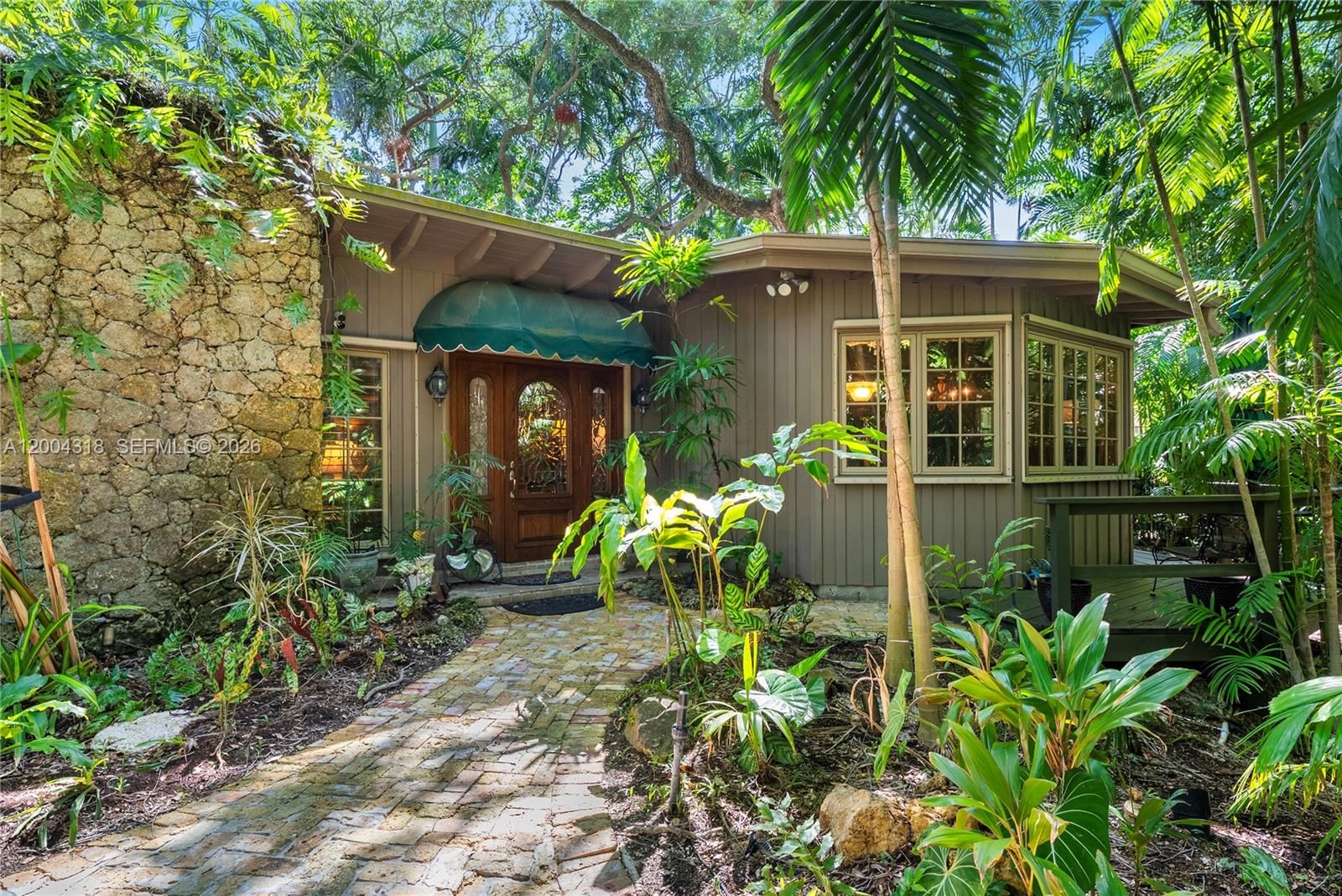 Real estate property located at 3584 Saint Gaudens Rd, Miami-dade, The Moorings Pb 31-52, Miami, FL