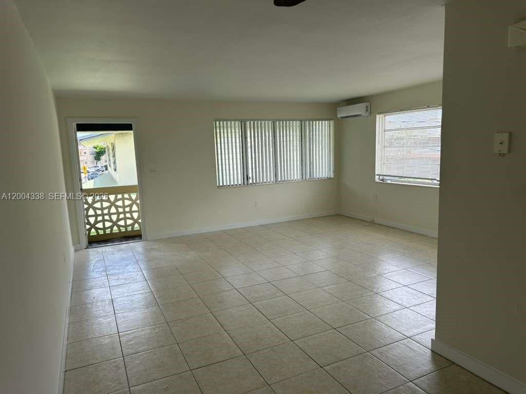 Real estate property located at 11925 19th Dr #8, Miami-dade, Sans Souci Condo, North Miami, FL