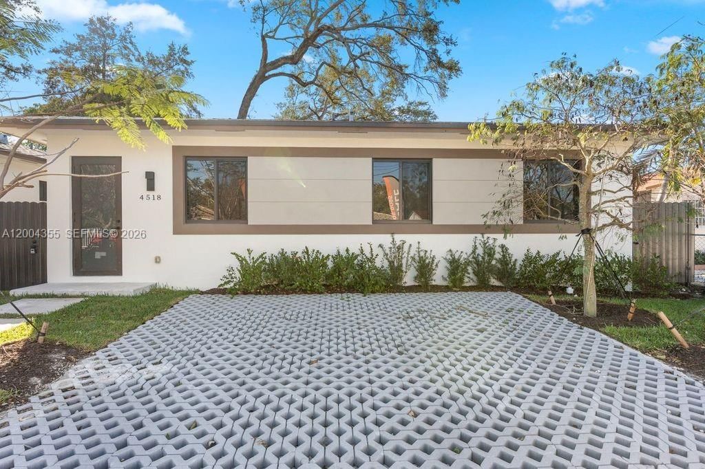 Real estate property located at 4518 4 ST, Miami-dade, Flagler Grove Estates Ext, Miami, FL