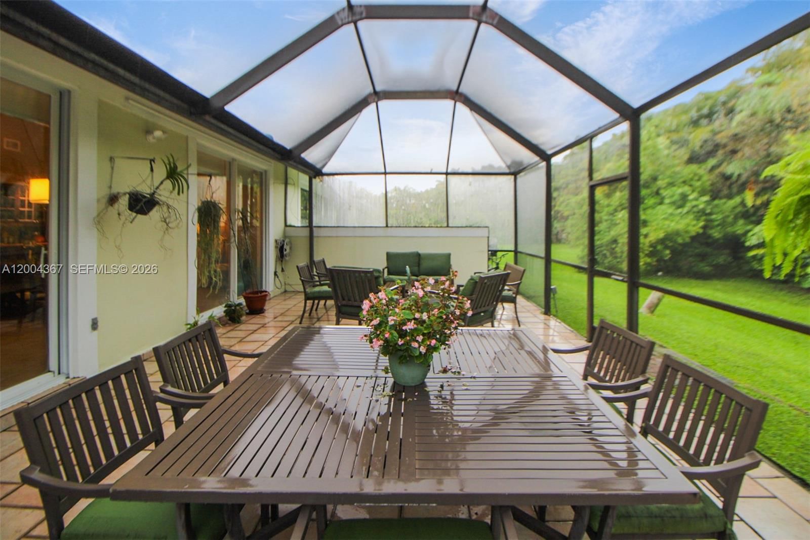 Real estate property located at 9929 49th Ter, Miami-dade, Doral Woods, Doral, FL