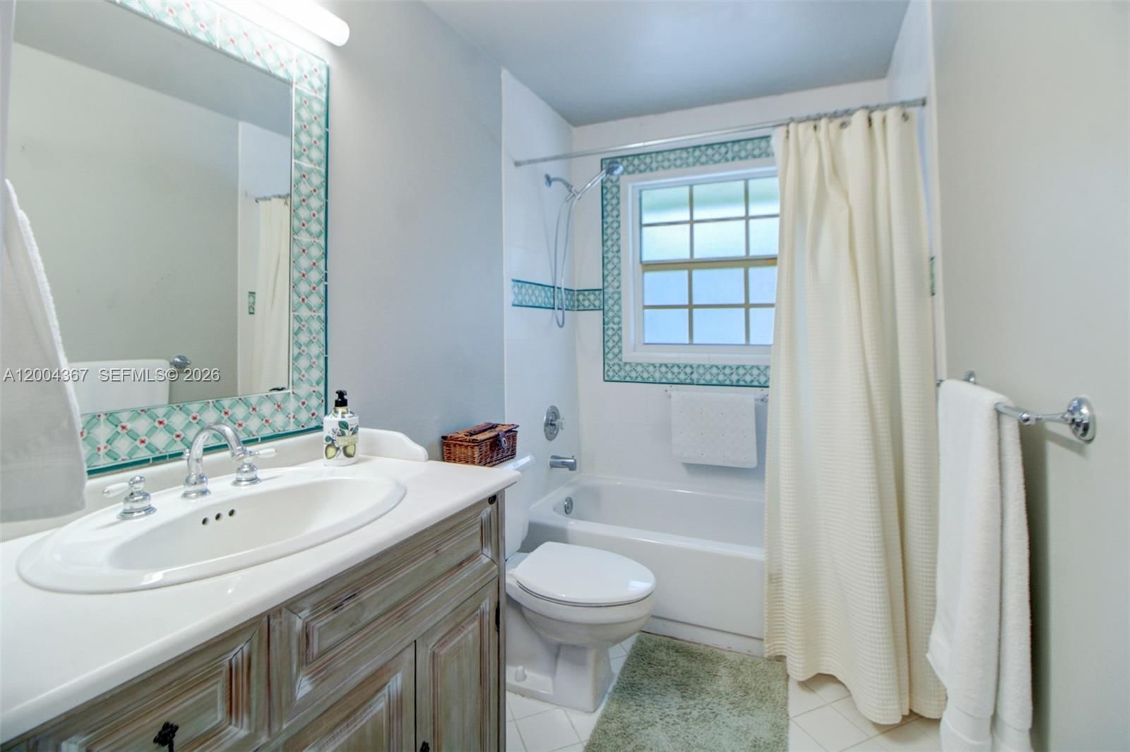 Real estate property located at 9929 49th Ter, Miami-dade, Doral Woods, Doral, FL