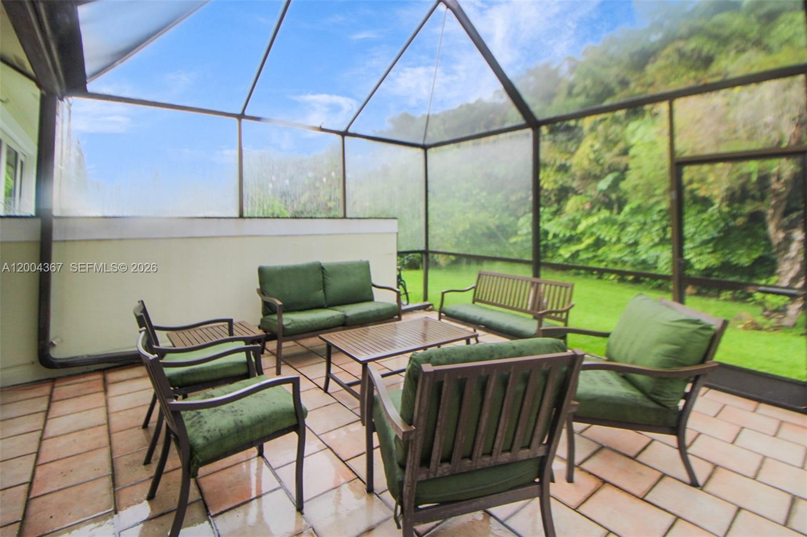 Real estate property located at 9929 49th Ter, Miami-dade, Doral Woods, Doral, FL