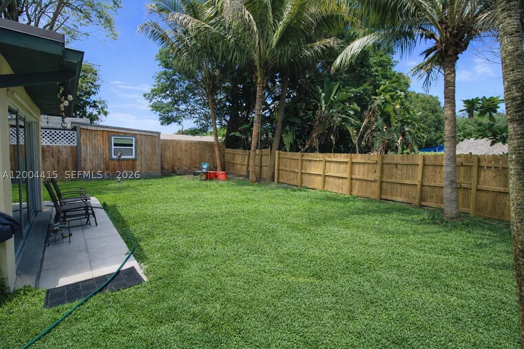 Real estate property located at 2048 27th Ave, Broward, Chula Vista, Fort Lauderdale, FL