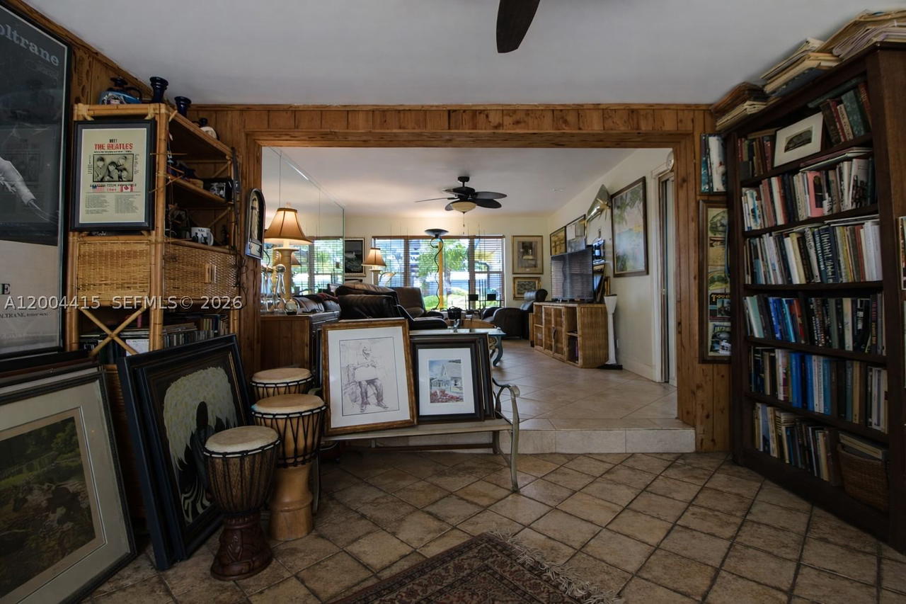 Real estate property located at 2048 27th Ave, Broward, Chula Vista, Fort Lauderdale, FL