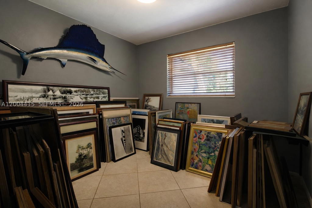 Real estate property located at 2048 27th Ave, Broward, Chula Vista, Fort Lauderdale, FL