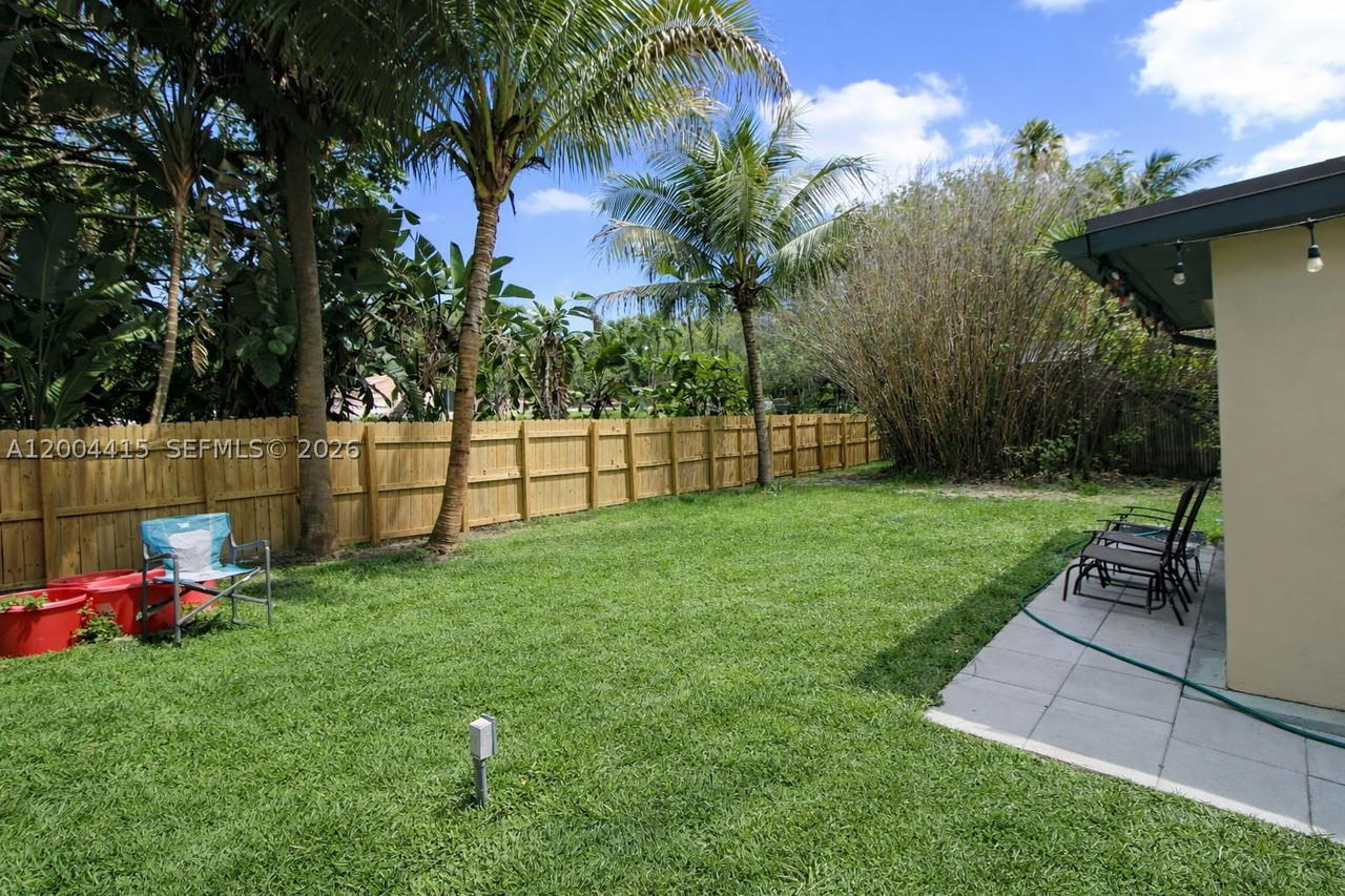 Real estate property located at 2048 27th Ave, Broward, Chula Vista, Fort Lauderdale, FL
