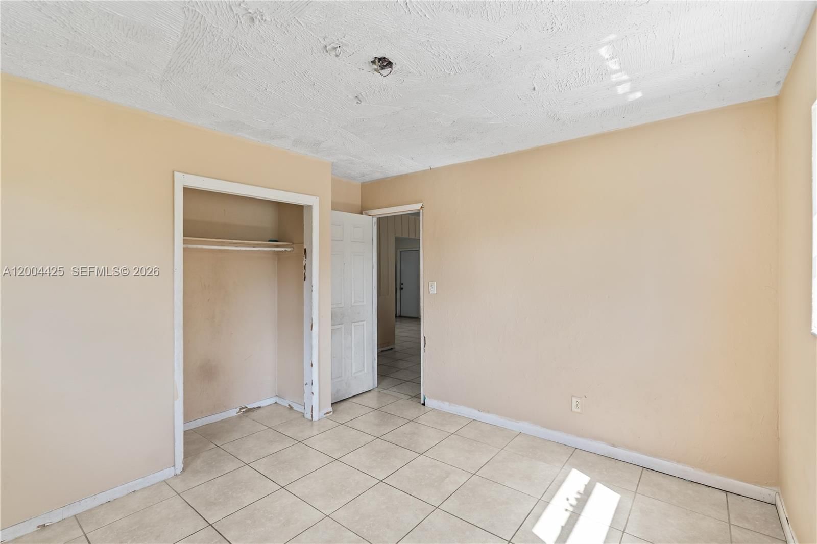 Real estate property located at 723 15th Ter, Broward, Carver Park, Fort Lauderdale, FL