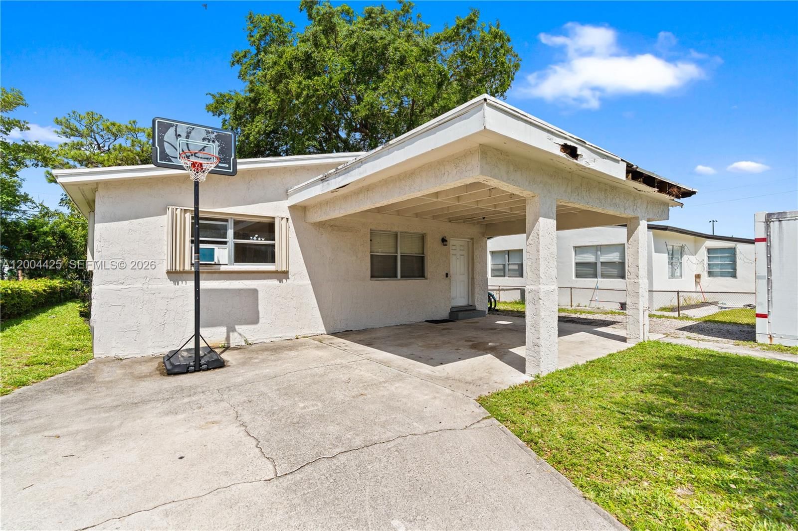 Real estate property located at 723 15th Ter, Broward, Carver Park, Fort Lauderdale, FL