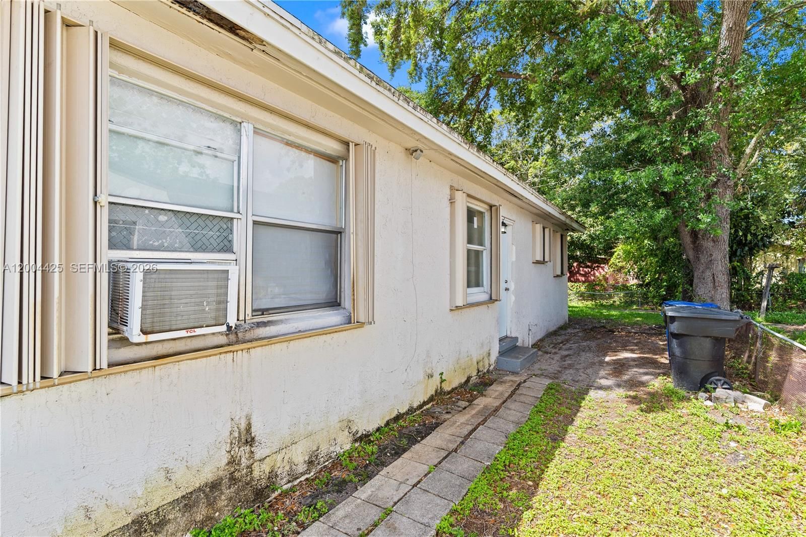 Real estate property located at 723 15th Ter, Broward, Carver Park, Fort Lauderdale, FL