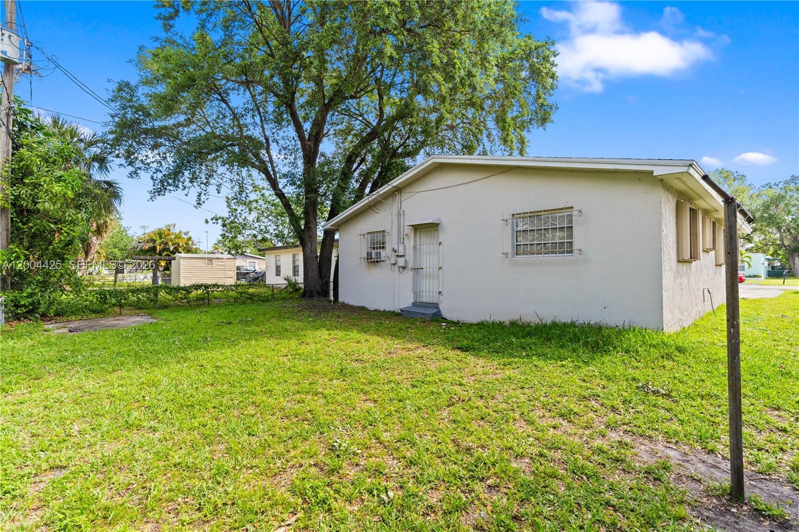 Real estate property located at 723 15th Ter, Broward, Carver Park, Fort Lauderdale, FL
