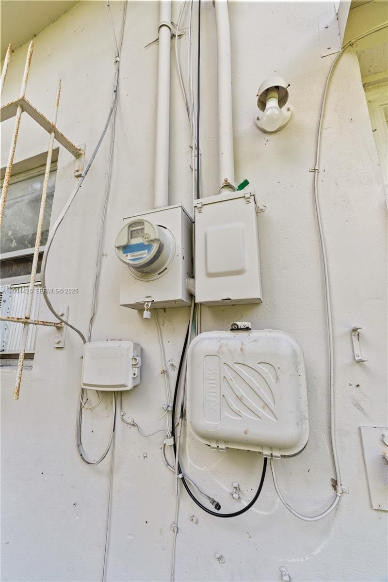 Real estate property located at 723 15th Ter, Broward, Carver Park, Fort Lauderdale, FL