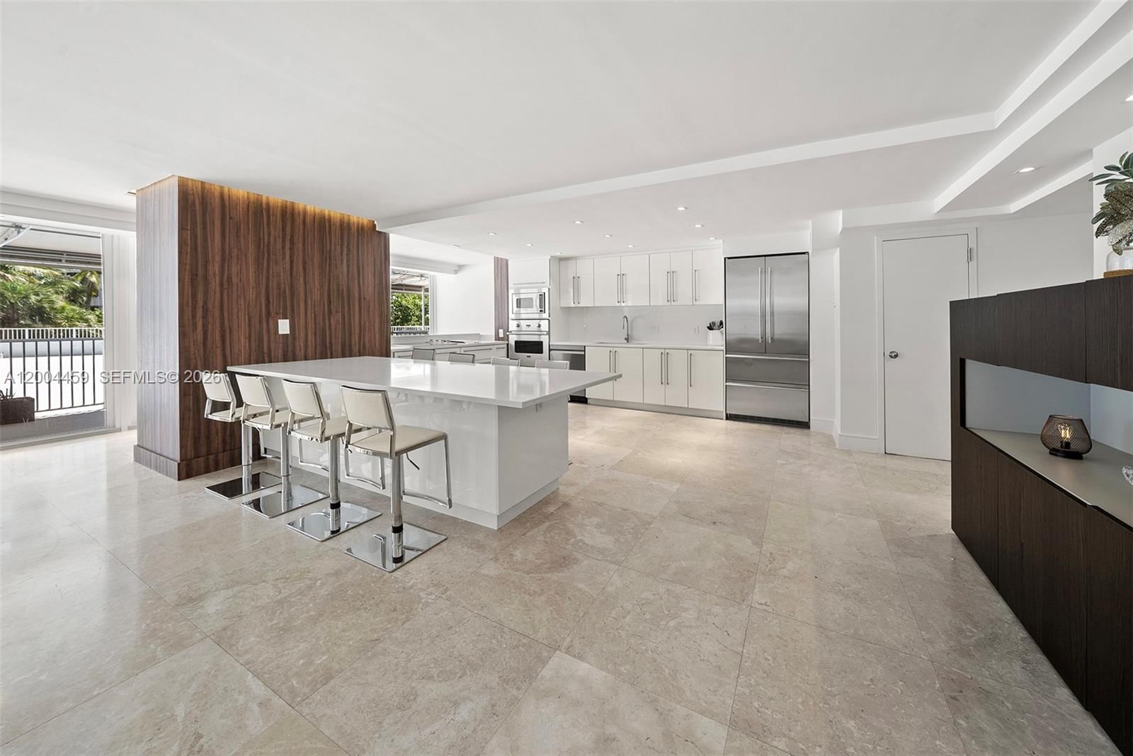 Real estate property located at 600 Grapetree Dr #3BS, Miami-dade, Mar-azul Condo, Key Biscayne, FL