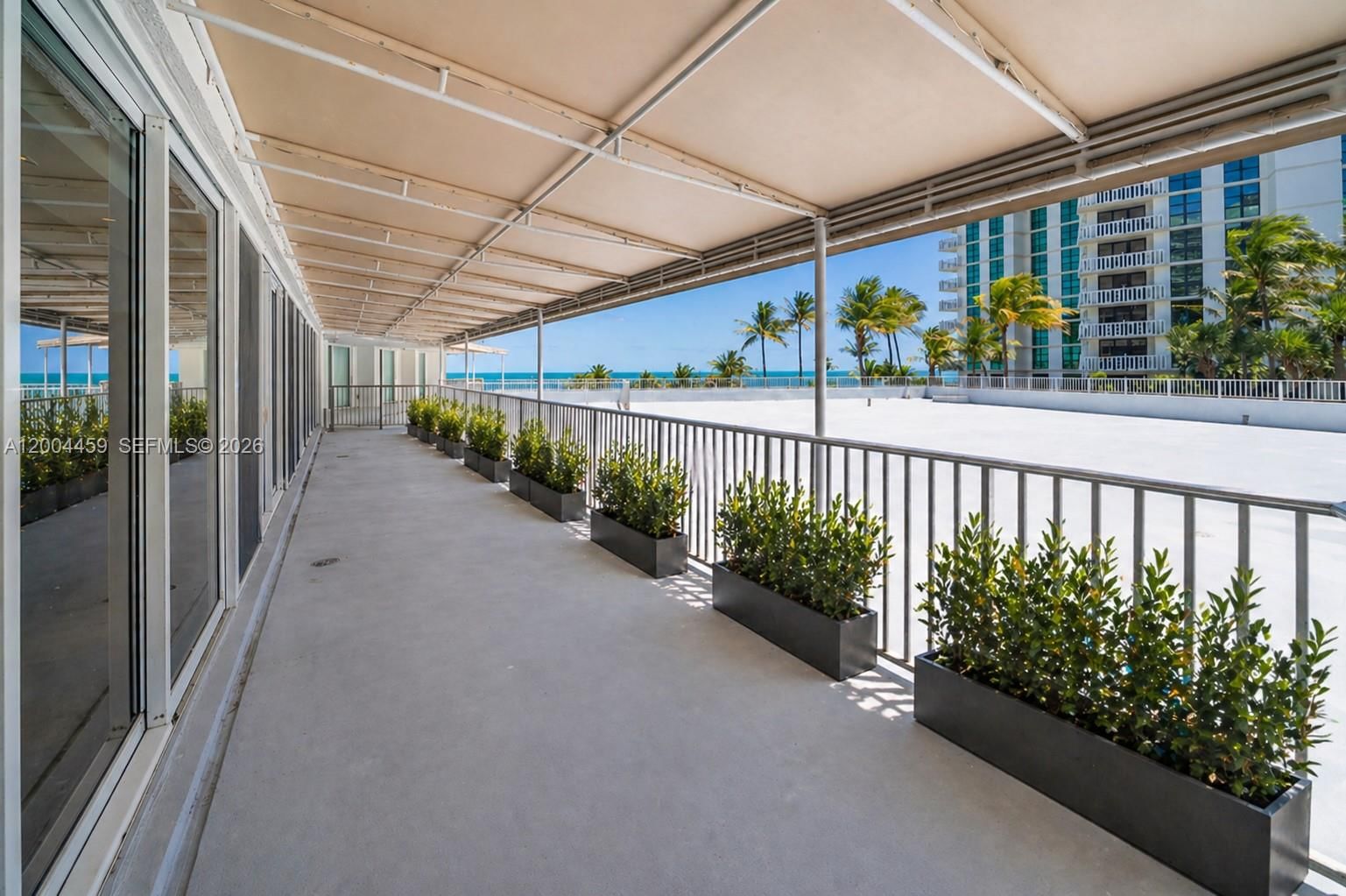 Real estate property located at 600 Grapetree Dr #3BS, Miami-dade, Mar-azul Condo, Key Biscayne, FL