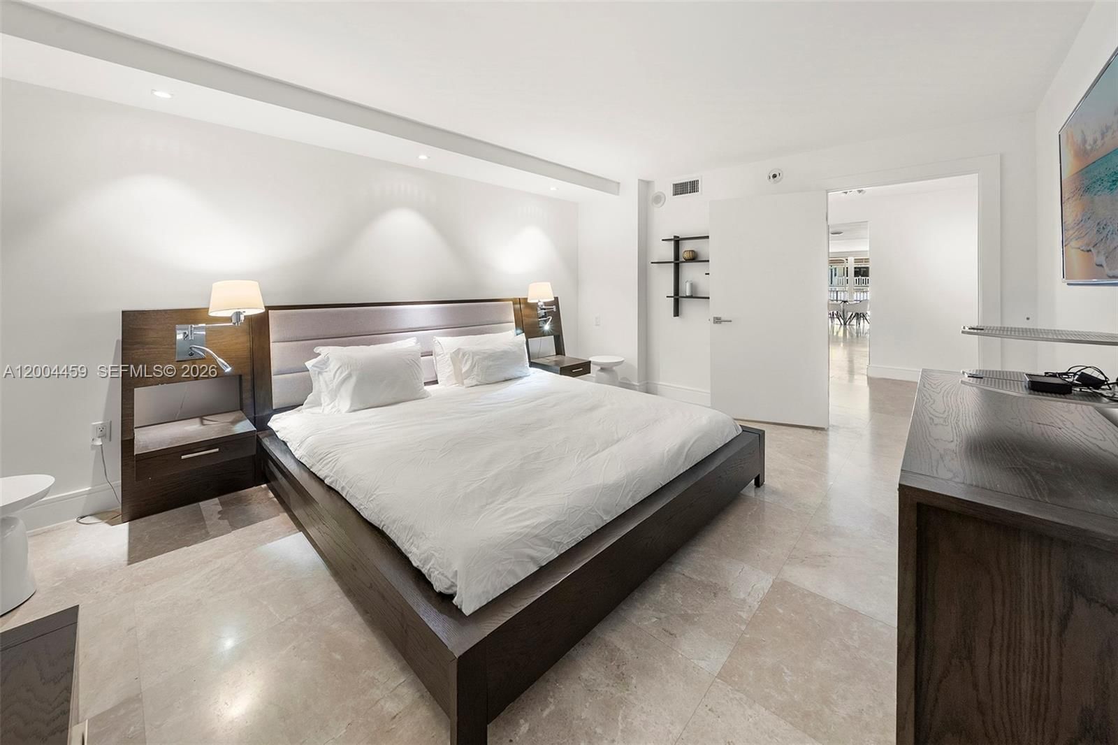 Real estate property located at 600 Grapetree Dr #3BS, Miami-dade, Mar-azul Condo, Key Biscayne, FL