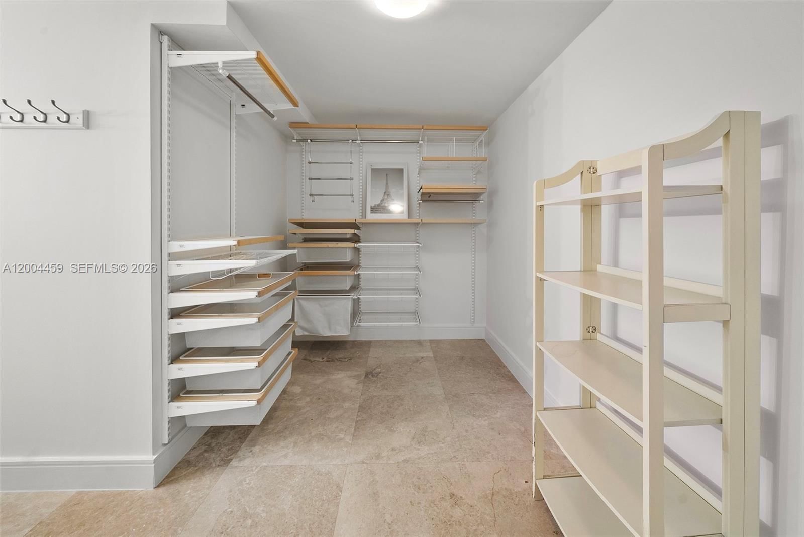 Real estate property located at 600 Grapetree Dr #3BS, Miami-dade, Mar-azul Condo, Key Biscayne, FL