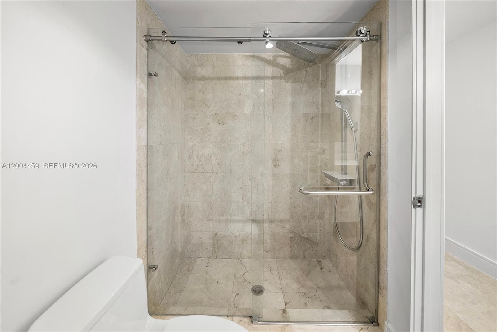 Real estate property located at 600 Grapetree Dr #3BS, Miami-dade, Mar-azul Condo, Key Biscayne, FL