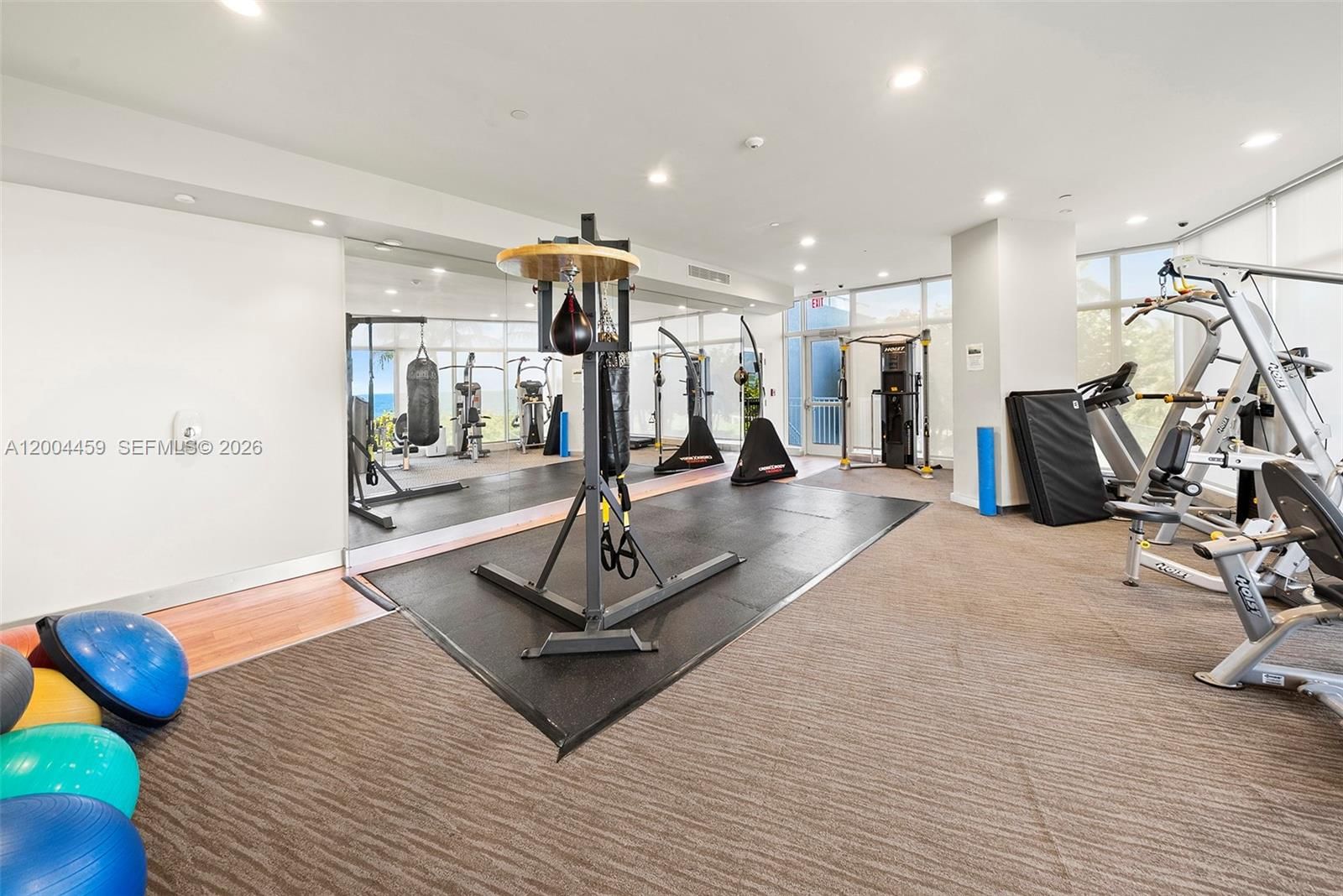 Real estate property located at 600 Grapetree Dr #3BS, Miami-dade, Mar-azul Condo, Key Biscayne, FL