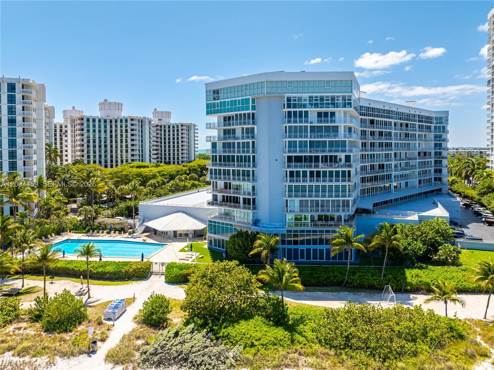 Real estate property located at 600 Grapetree Dr #3BS, Miami-dade, Mar-azul Condo, Key Biscayne, FL