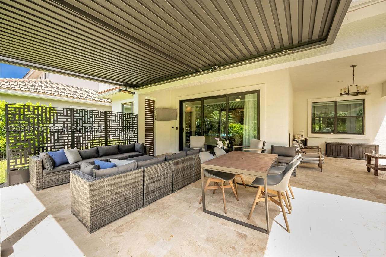 Real estate property located at 8261 Canopy Ter, Broward, Parkland Golf And Country, Parkland, FL