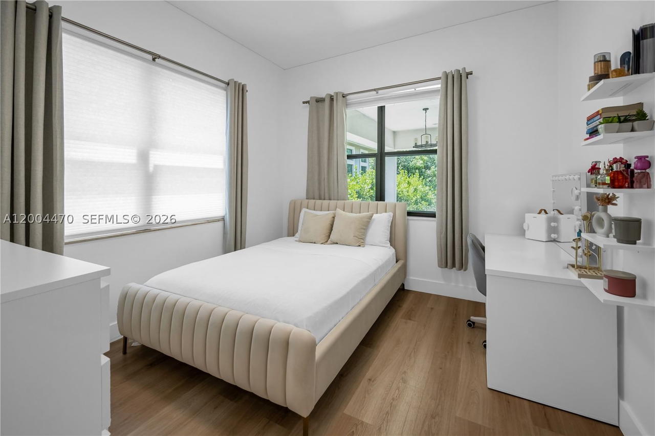 Real estate property located at 8261 Canopy Ter, Broward, Parkland Golf And Country, Parkland, FL