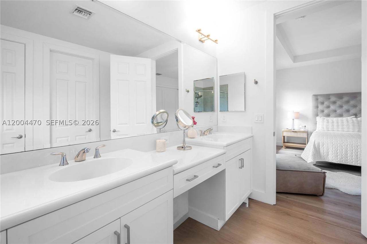 Real estate property located at 8261 Canopy Ter, Broward, Parkland Golf And Country, Parkland, FL