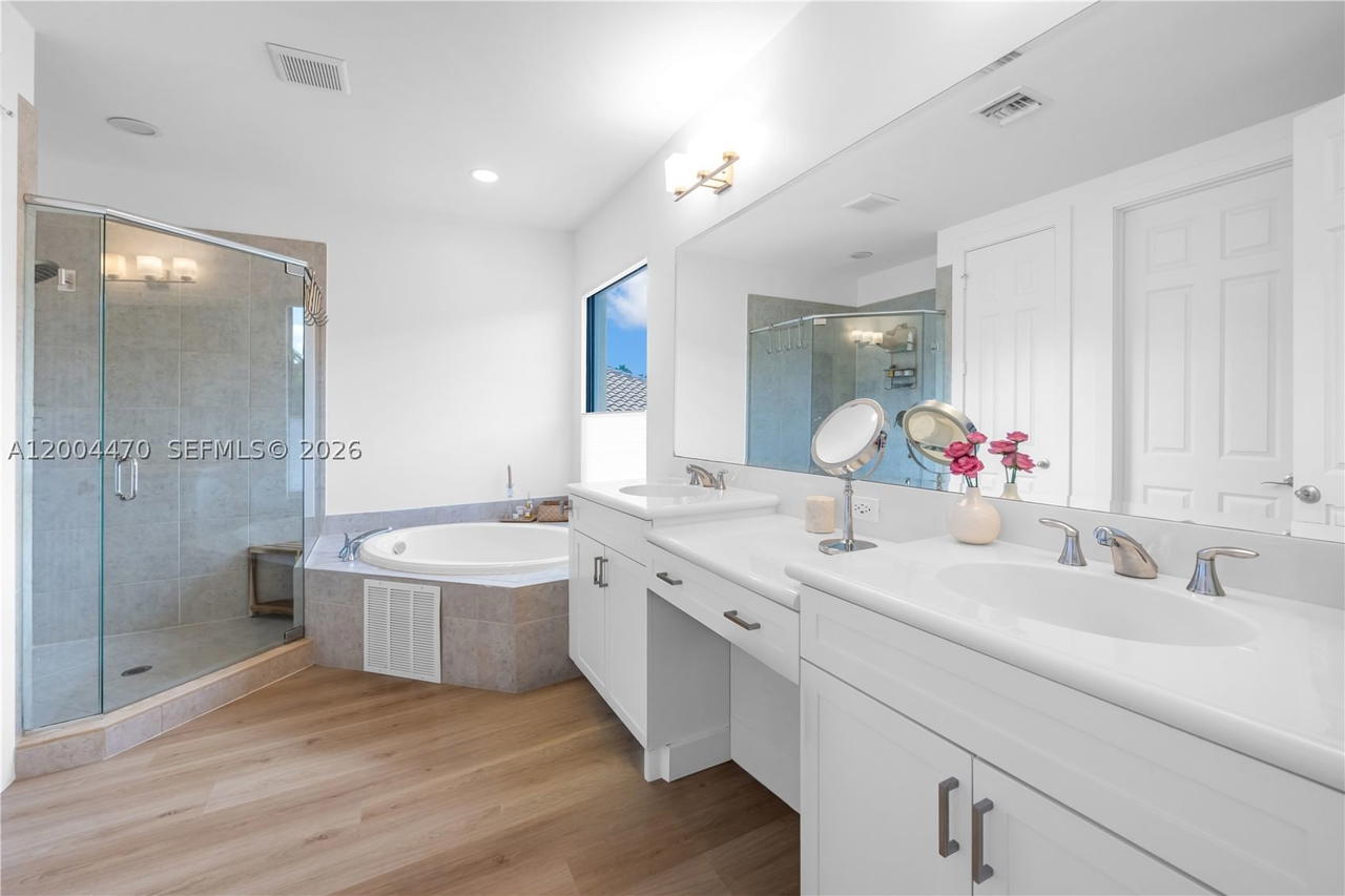 Real estate property located at 8261 Canopy Ter, Broward, Parkland Golf And Country, Parkland, FL