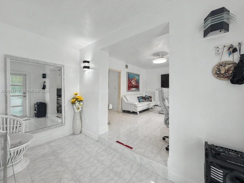 Real estate property located at 3554 26th St, Miami-dade, Silver Bluff Hmsts, Miami, FL