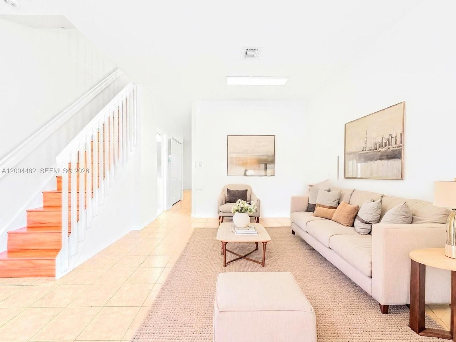 Real estate property located at 5701 114th Ct #104, Miami-dade, Las Brisas At Doral Condo, Doral, FL