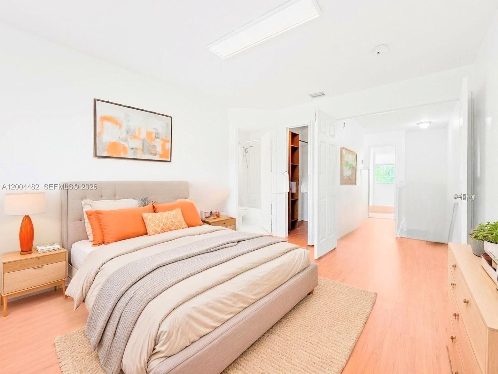 Real estate property located at 5701 114th Ct #104, Miami-dade, Las Brisas At Doral Condo, Doral, FL