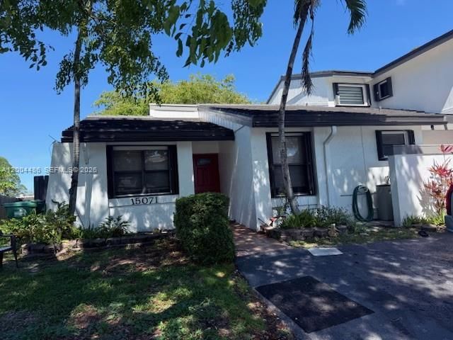 Real estate property located at 15071 127th Ct, Miami-dade, Deerwood Townhomes, Miami, FL